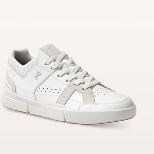 NWOT On Running- The Roger Clubhouse Sneakers